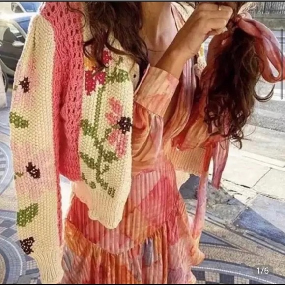 Pretty in Pink Crochet Cardigan NWT - Picture 3 of 11